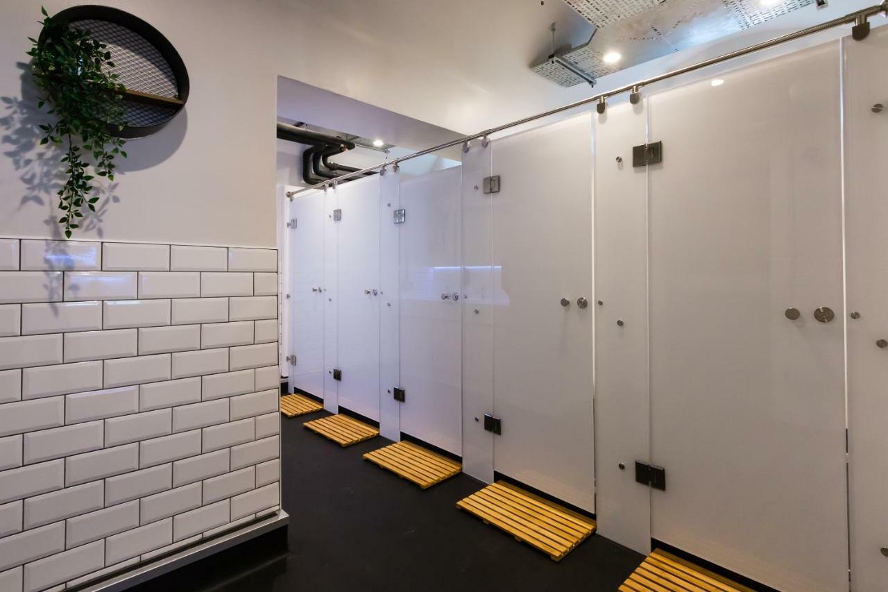 Code Pod - The Court - Albergue